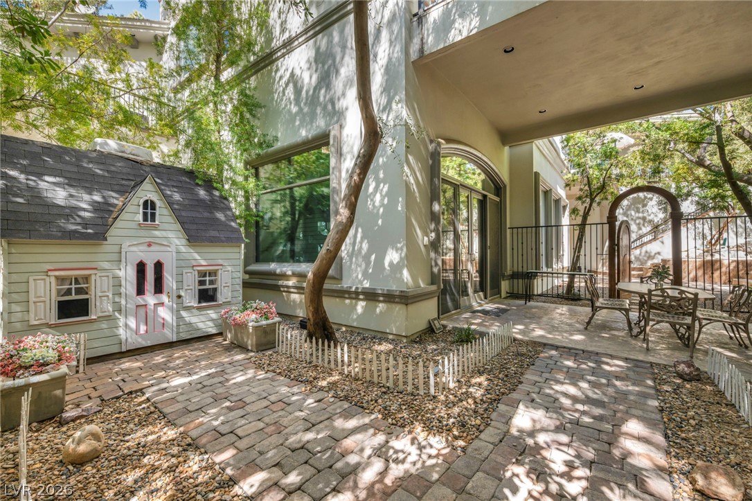 Image of house photo