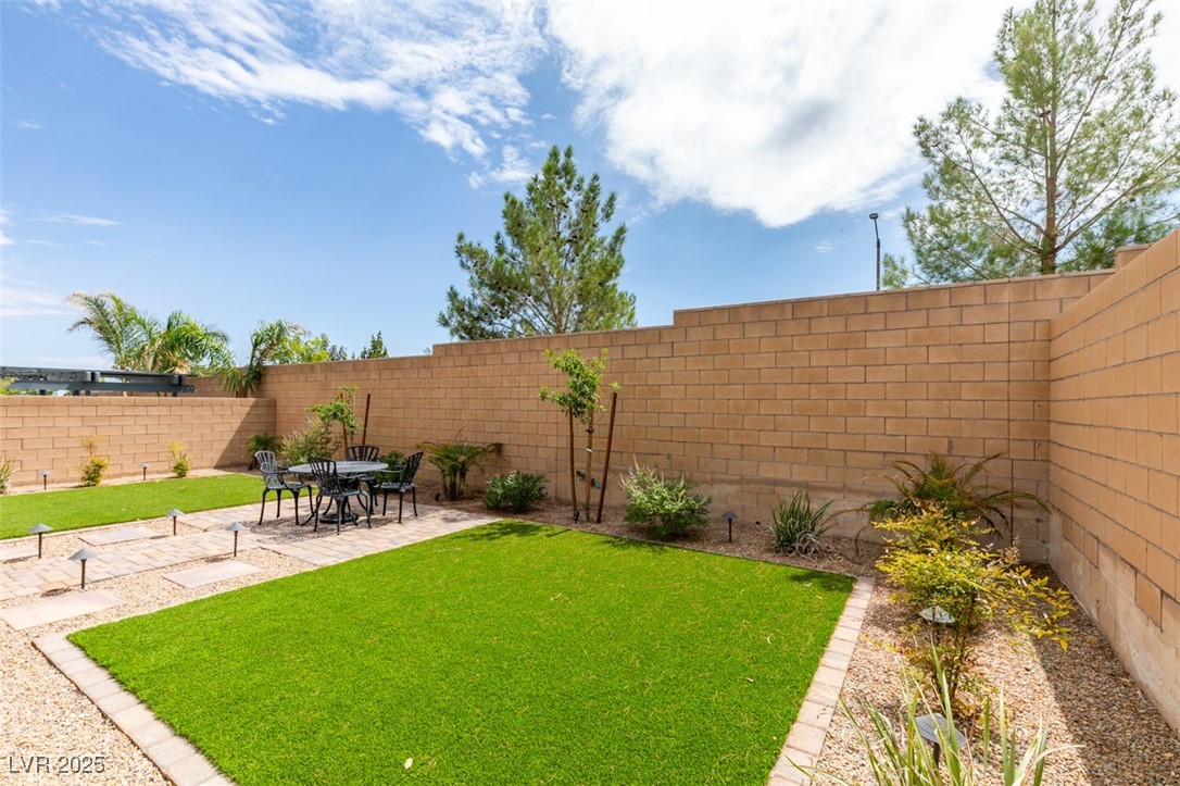 Image of house photo