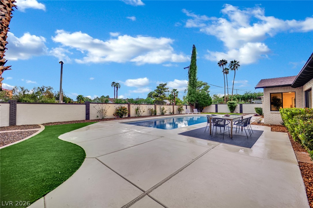 Image of house photo