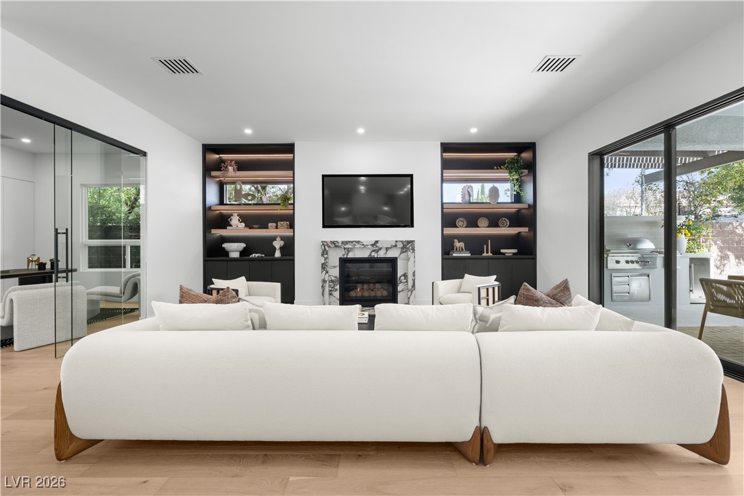 Image of house photo